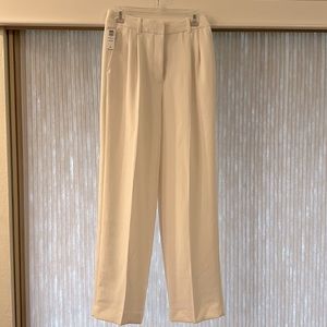 NWT Aritizia Wilfred Effortless Pant - Size 6